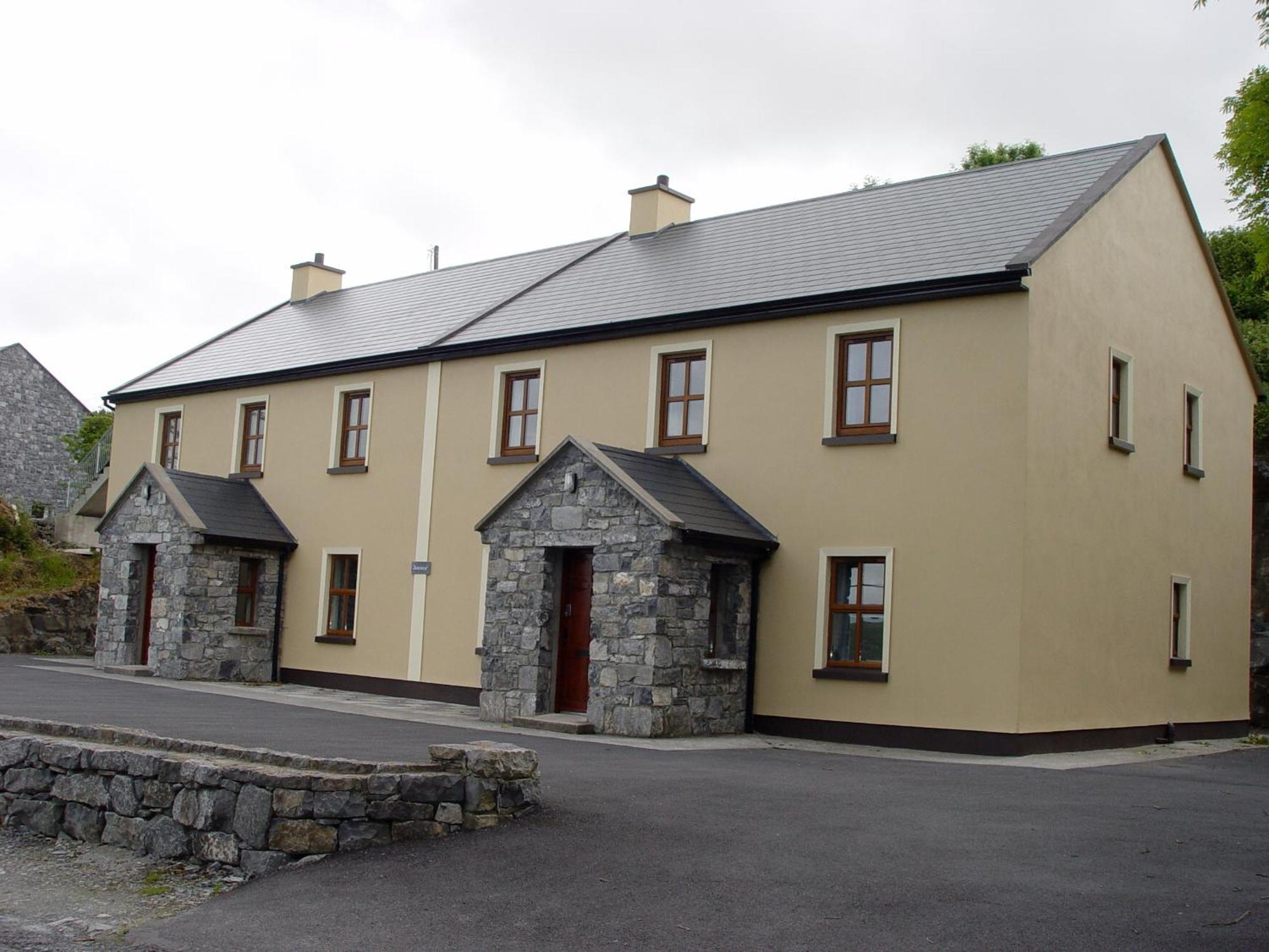 Clare'S Rock Self-Catering Accommodation Carron Bagian luar foto