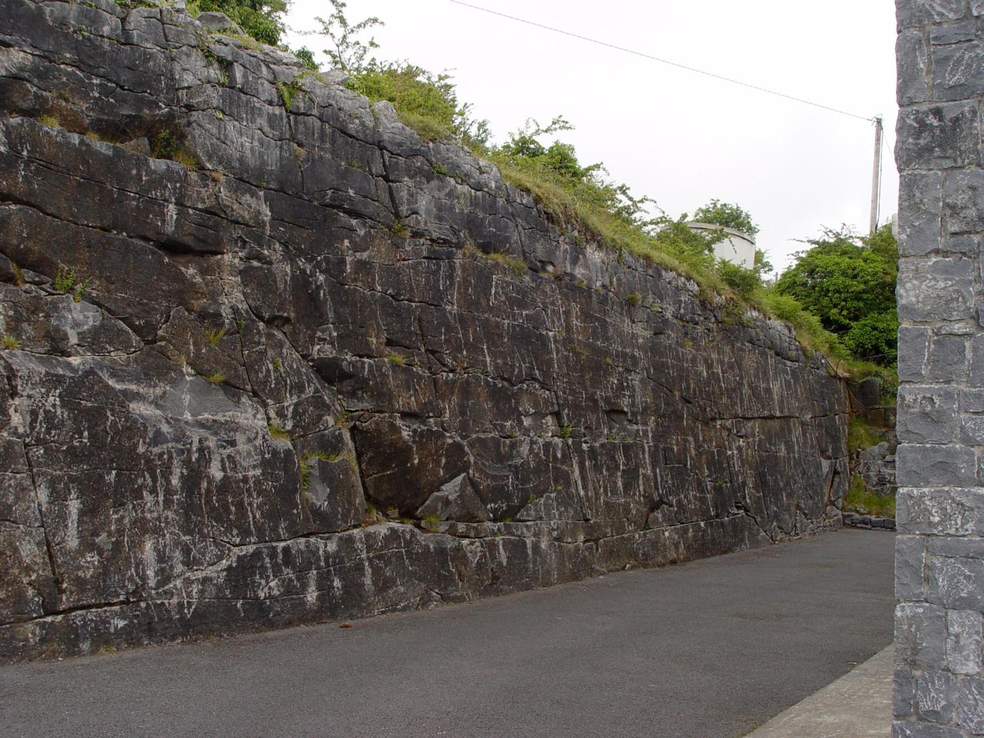 Clare'S Rock Self-Catering Accommodation Carron Bagian luar foto